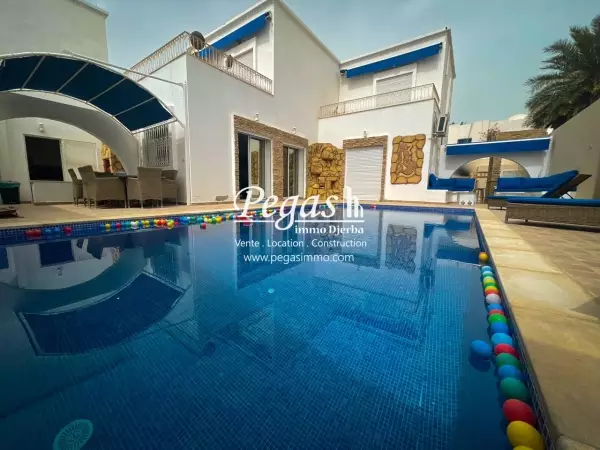 photo bien Location villa avec piscine à Djerba proche de la mer